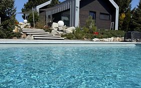 Skarpa Resort
